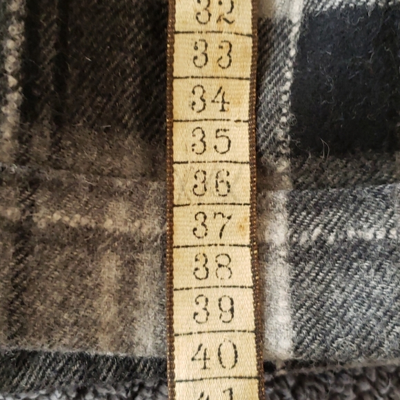 Joe Fresh woolen shorts - Picture 6 of 6